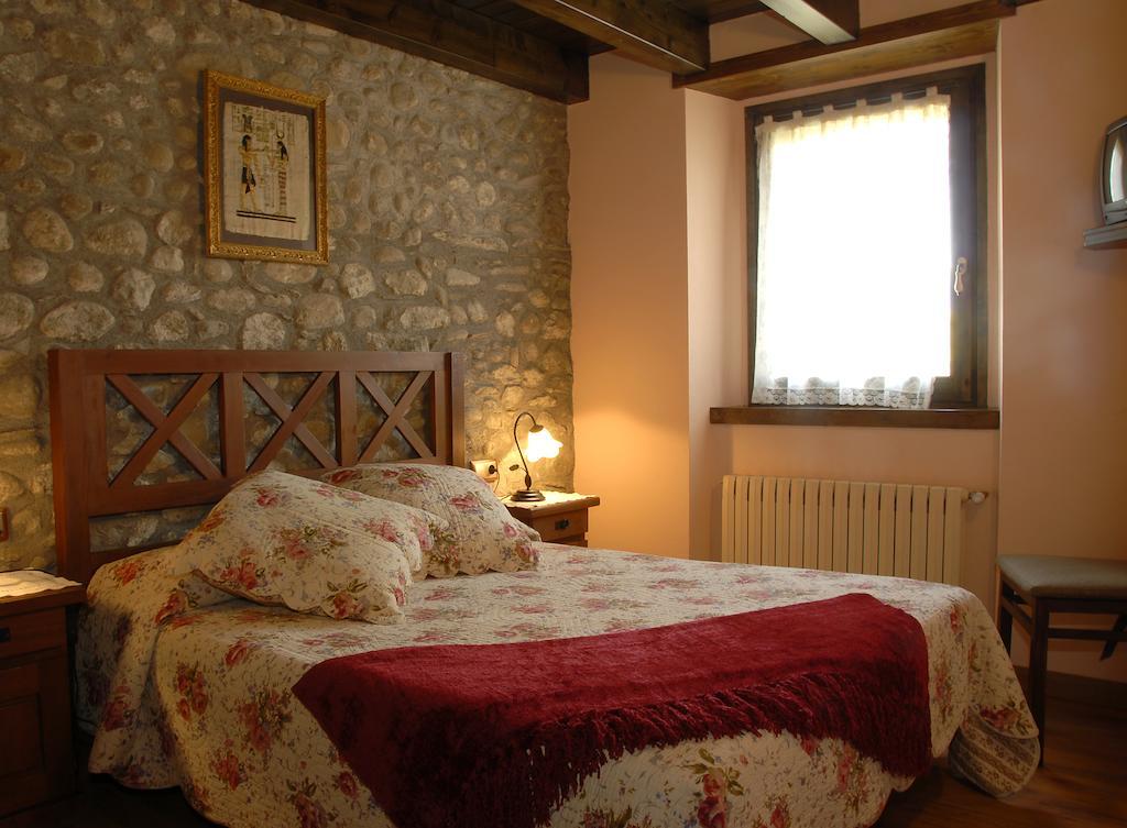 Mas Mallol Puigcerda Room photo